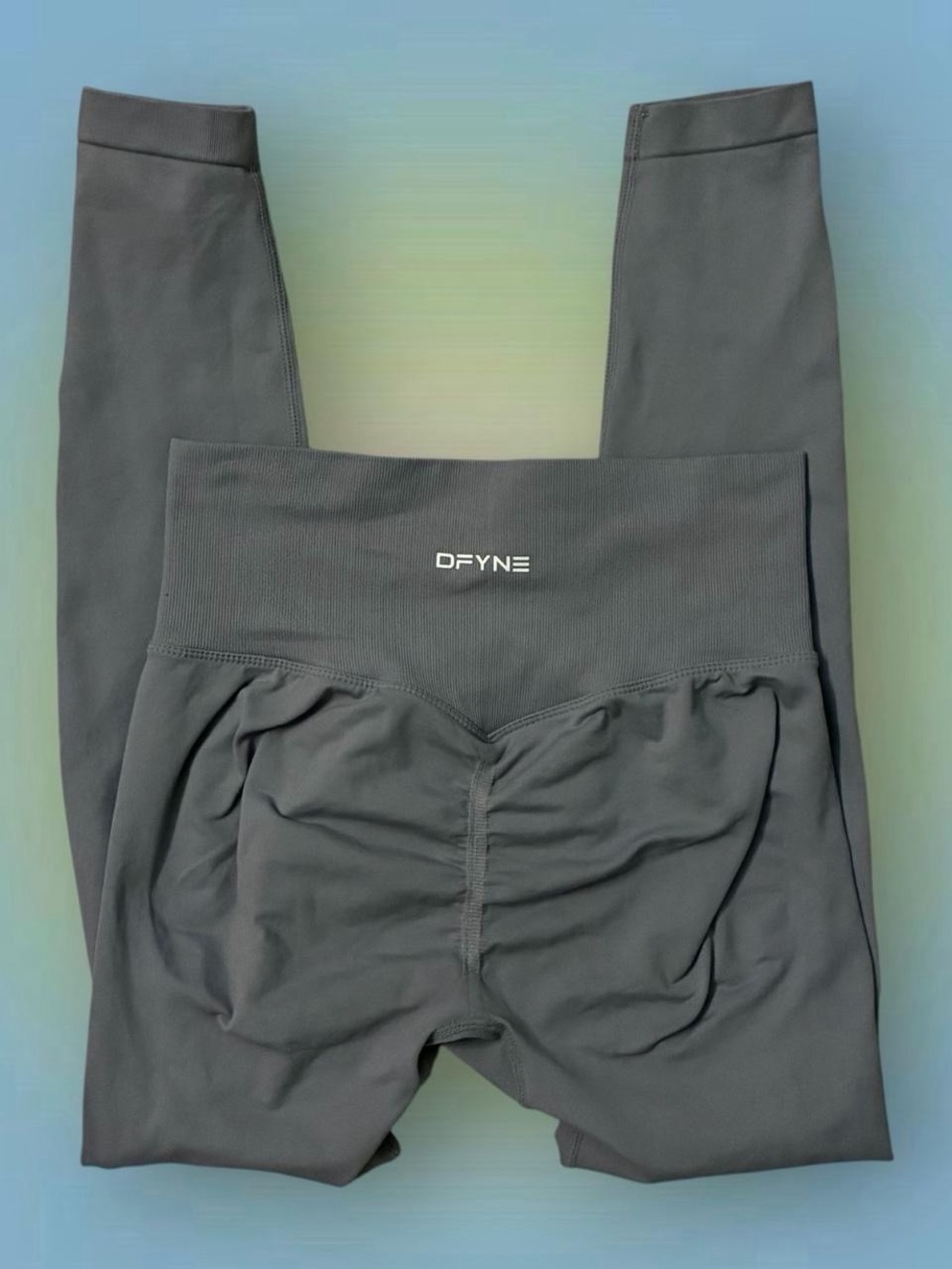 DFYNE High-Waist Light Stone Gray Leggings